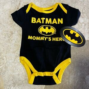 DC Batman “Little Hero In Training” Onsie NWT 3-6 mos